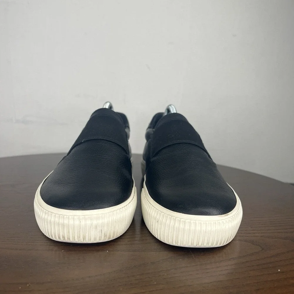 Vince Kirkland Shoes Women's 7M Black Leather Slip On Sneaker ‎ Elastic Band